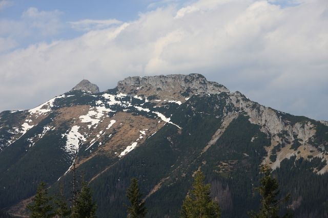 Widok na Giewont ze szlaku na Kasprowy Wierch